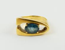 VINTAGE GOLD RING