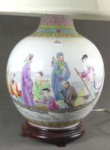 CHINESE FAMILLE ROSE TABLE LAMP