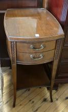 PAIR OF MAHOGANY END TABLES