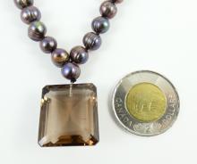 PEARL PENDANT NECKLACE