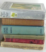 VINTAGE BOOKS