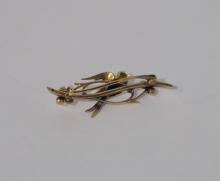 14KT GOLD BROOCH