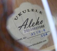 UKULELE