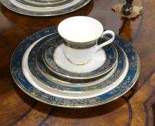 ROYAL DOULTON "CARLYLE" DINNERWARE