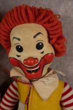 2 RONALD MCDONALD DOLLS AND PLAY SETS