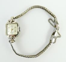 LADIES' VINTAGE WRISTWATCH