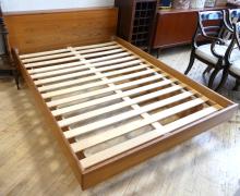 TEAK FLOATING BED