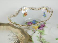 8 PIECES ESTATE PORCELAIN