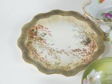 8 PIECES ESTATE PORCELAIN