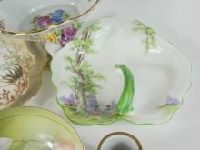 8 PIECES ESTATE PORCELAIN