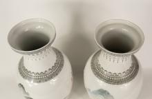 PAIR OF CHINESE PORCELAIN VASES