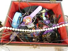 ARTS & CRAFT STYLE BOX