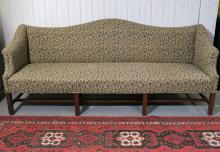 CAMELBACK SETTEE