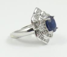 SPECTACULAR SAPPHIRE & DIAMOND RING