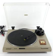 PIONEER TURNTABLE