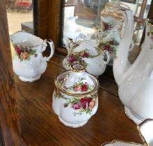 "OLD COUNTRY ROSES" TEA AND COFFEE SERVICE