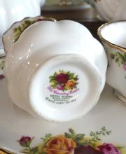 "OLD COUNTRY ROSES" TEA AND COFFEE SERVICE