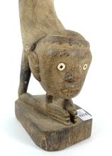 AFRICAN WOODEN CARVING