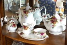 "OLD COUNTRY ROSES" TEA AND COFFEE SERVICE