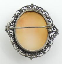 ANTIQUE CAMEO BROOCH