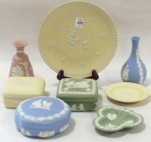 EIGHT PIECES OF WEDGWOOD JASPER WARE