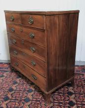 GEORGIAN CHEST OF DRAWERS