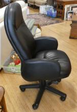 BLACK LEATHER OFFICE CHAIR