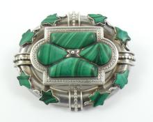 ANTIQUE OVAL BROOCH