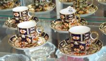 NINE DERBY "IMARI 2451" DEMITASSE CUPS AND SAUCERS