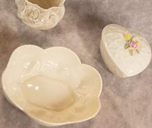 FIVE PIECES OF BELLEEK PORCELAIN