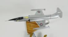 5 CANADIAN AIRPLANE MODELS