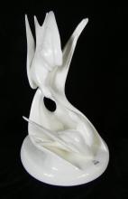 DOULTON FIGURINE "COURTSHIP"