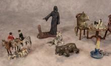 MINIATURE FIGURINES AND THIMBLES