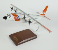 4 MOLDED & DIECAST MODELS