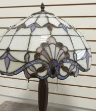 ART DECO STYLE TABLE LAMP