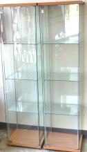 PAIR DISPLAY CASES