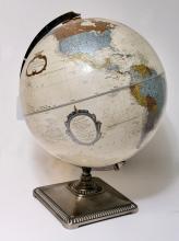 WORLD GLOBE