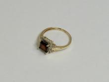 GARNET RING