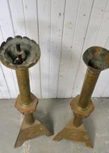 FLOOR CANDLESTICKS