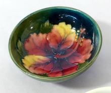 SMALL MOORCROFT BOWLS AND TRINKET BOX