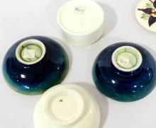 SMALL MOORCROFT BOWLS AND TRINKET BOX