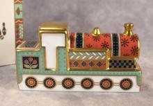 ROYAL CROWN DERBY "STEAM TRAIN" PAPERWEIGHT