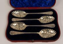 SET ENGLISH STERLING SERVING SPOONS