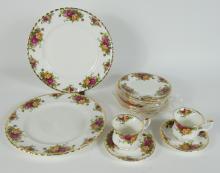 ROYAL ALBERT DINNERWARE