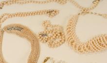 VINTAGE FASHION JEWELLERY