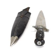 OLD DAGGER