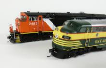 2 DIESEL ENGINES