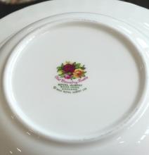 "OLD COUNTRY ROSES" SERVING PIECES