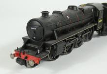 HORNBY STEAM ENGINE & TENDER