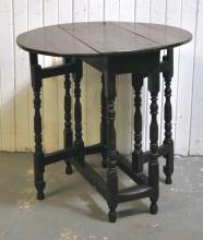 OAK DROP-LEAF SIDE TABLE